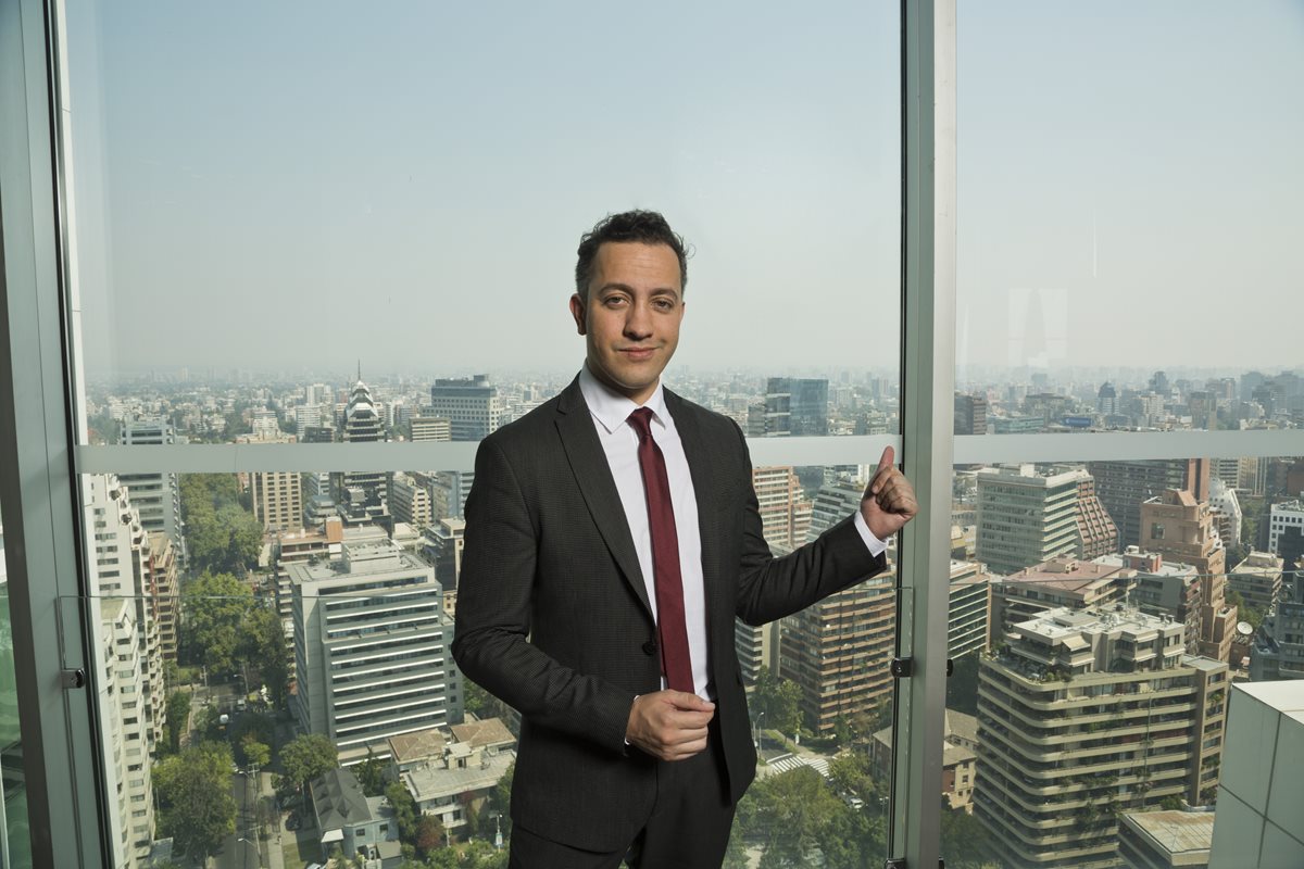 Chumel Torres es una estrella en Twitter, YouTube y continúa su trabajo, ahora en la televisión (Foto Prensa Libre: Cortesía HBO).