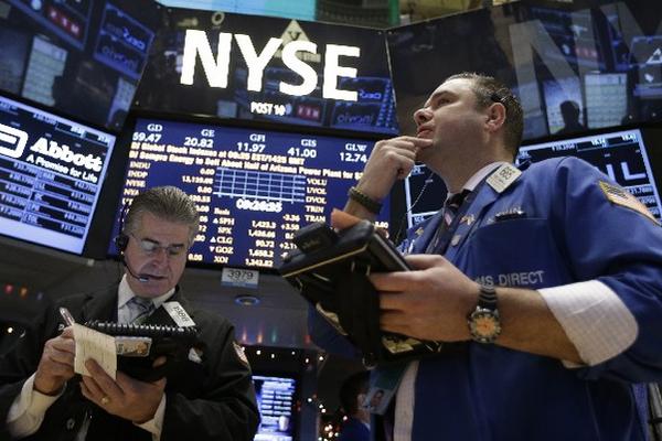 precios de las acciones fueron positivos en noviembre, pero  eso cambió desde la semana  última. (Foto Prensa Libre: AP)