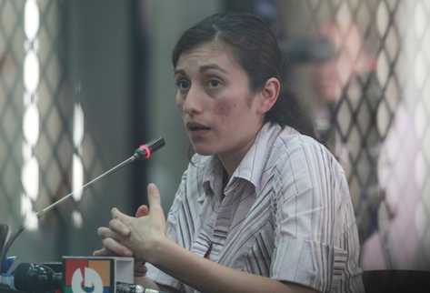 Yennifer Alquijay es sindicada de haber dado muerte a su hija de 3 años, a golpes. (Foto Prensa Libre: Oscar Rivas)