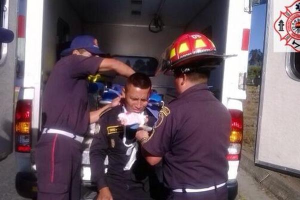 Édgar Danilo Chávez, agente herido en operativo. (Foto Prensa Libre: CBMD)