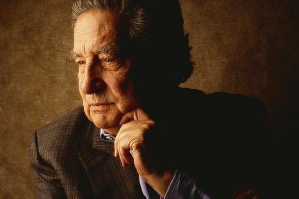 OCTAVIO PAZ recibió el Premio Nobel de Literatura  en 1990.