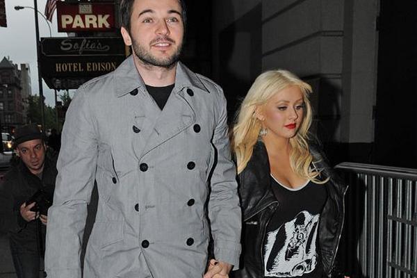 Cristina Aguilera será madre de una niña.