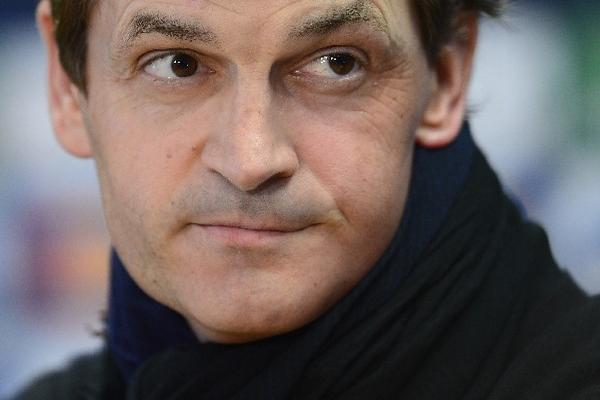 Tito Vilanova habló ayer, en conferencia de prensa, en Barcelona. (Foto Prensa Libre: AP)