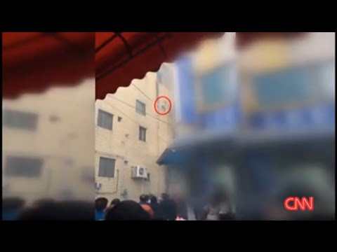 Heroic US airmen SAVE Mother & 3 children fall from burning building in ...