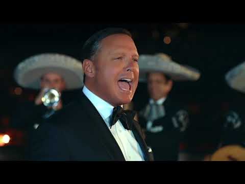 Luis Miguel - La Fiesta Del Mariachi (Video Oficial)
