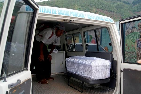 El 1 de enero último la niña María Tiul, de 1 año, murió por desnutrición. Este es uno de los cuatro casos que se han registrado este año en Baja Verapaz. (Foto Prensa Libre: Carlos Grave)