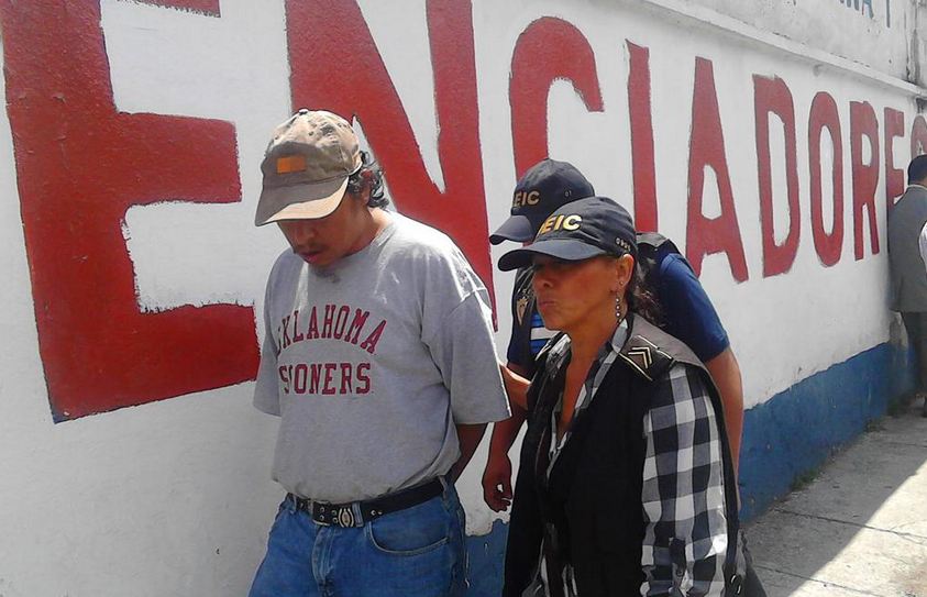 Detenidos en allanamientos