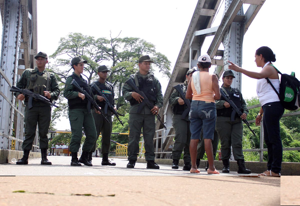 <em>La situación fronteriza entre Venezuela y Colombia se ha agudazo en los últimos días. (Foto Prensa Libre: AFP).</em>