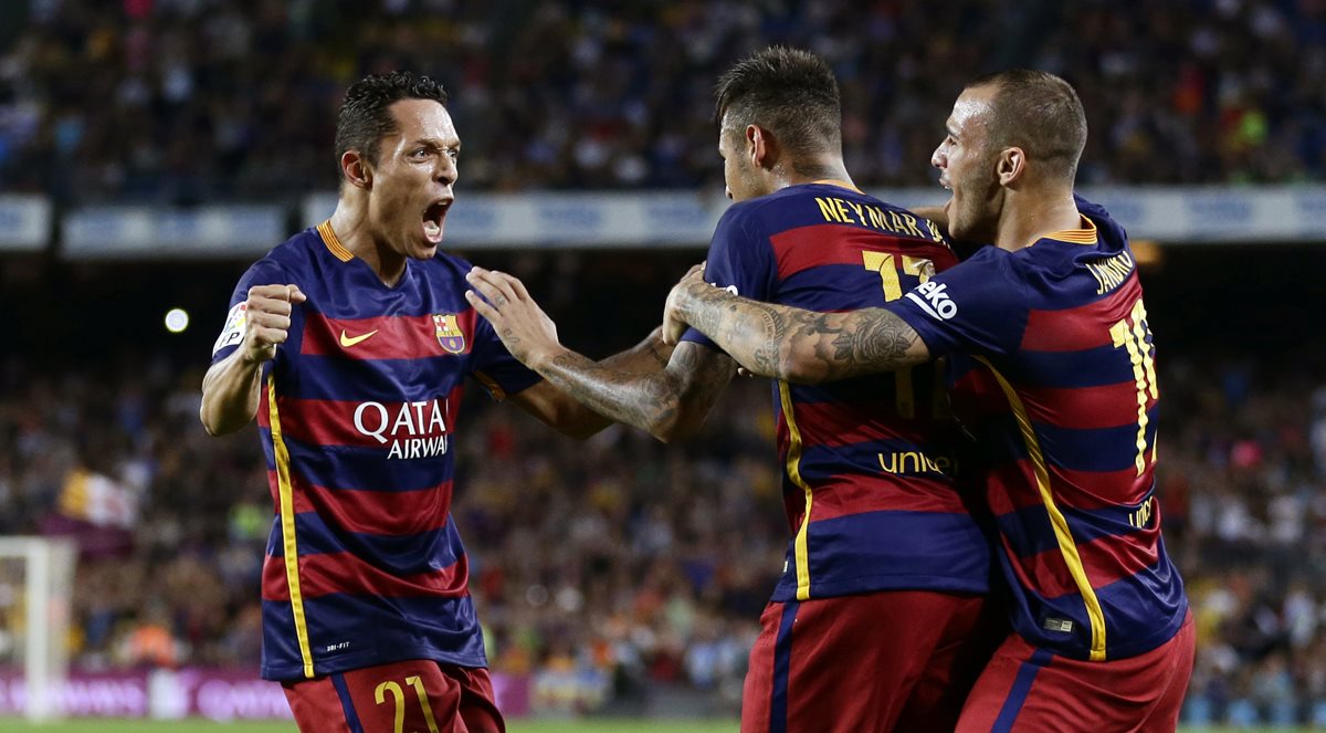 Neymar y compañía esperan conocer a su rival en el Mundial de Clubes. (Foto Prensa Libre: AP)