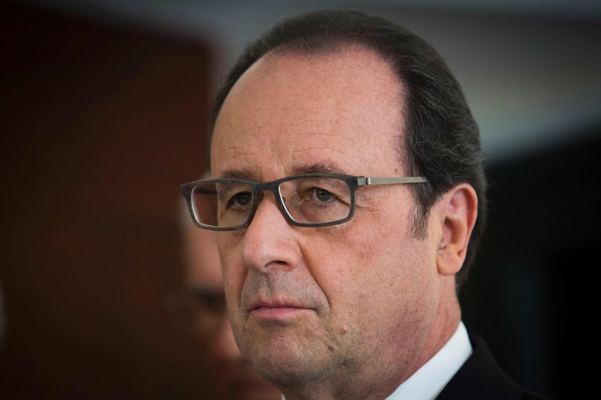 Francois Hollande, presidente de Francia, dice que el Reino Unido ha asumido un “riesgo” y “va a sufrir consecuencias”. (Foto Prensa Libre: AFP).