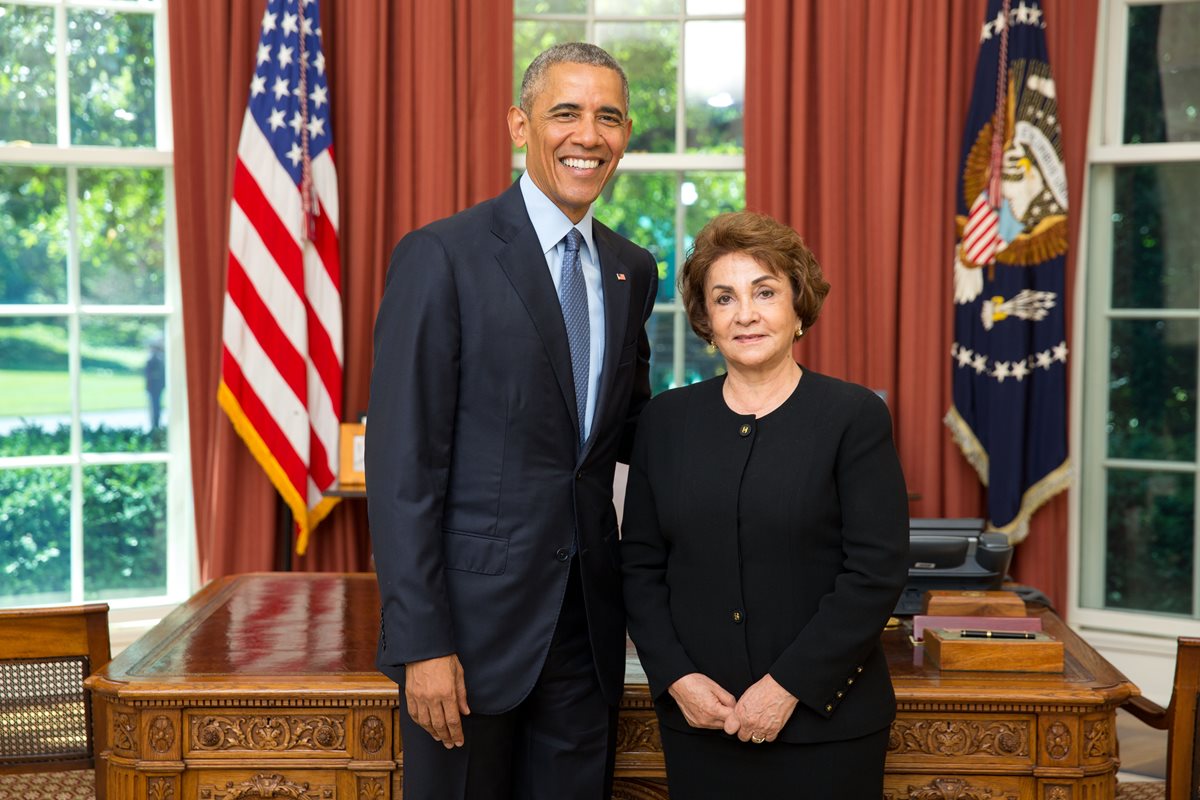 El presidente Barack Obama y la embajadora Marithza Ruiz, en la Casa Blanca. (Foto Prensa Libre: MRE)