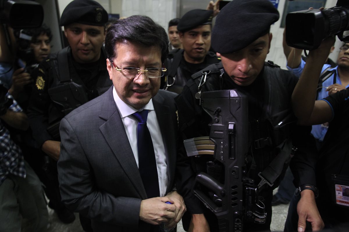 Douglas Charchal, exmagistrado de la CSJ, enviado a prisión preventiva por su posible participación en el caso TCQ. (Foto Prensa Libre: Hemeroteca PL)