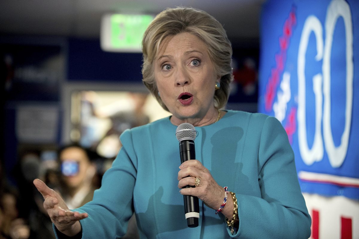 Correos filtrados por WikiLeaks revelan que Hillary Clinton evitó criticar a Wall Street. (Foto Prensa Libre: AP)