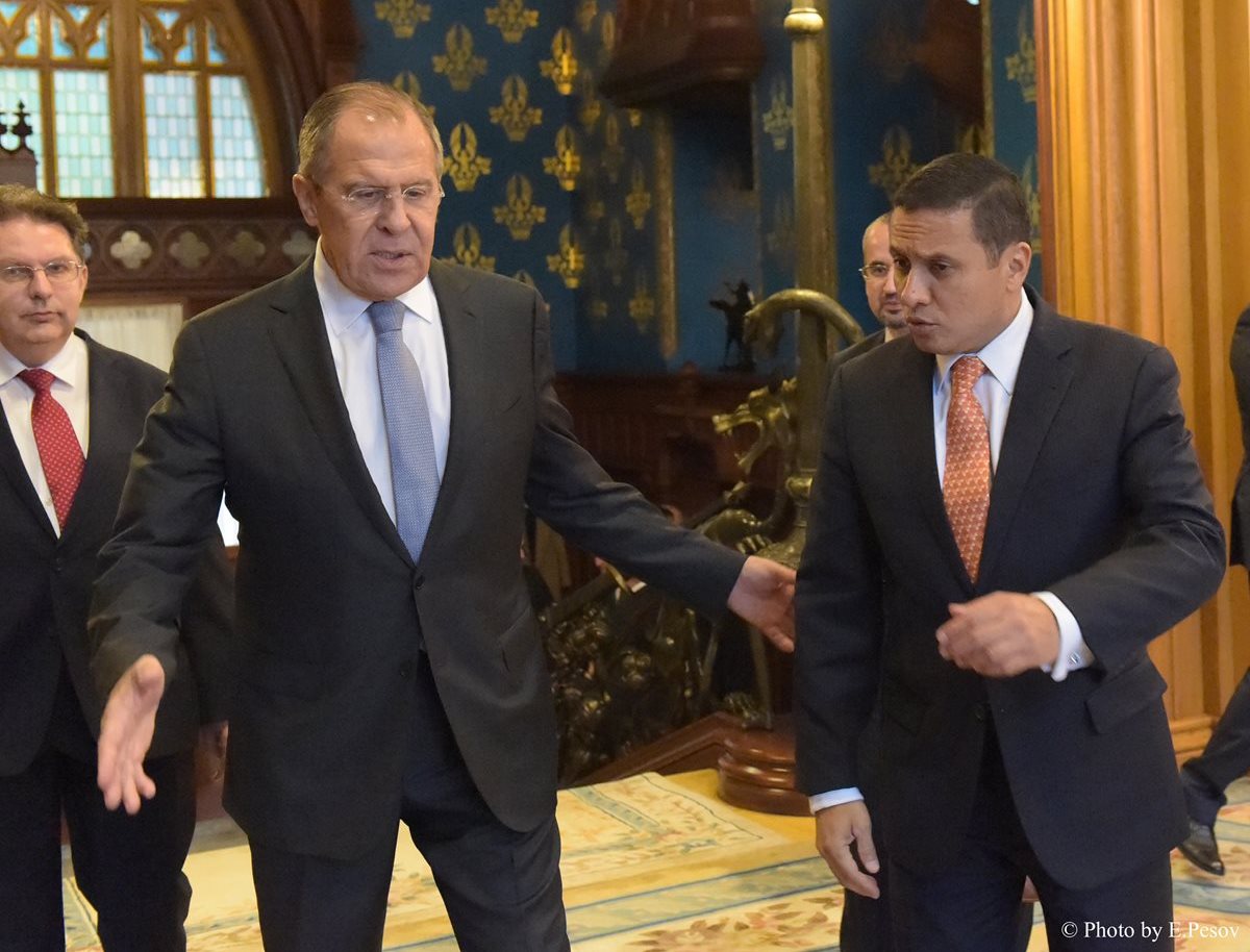 Los cancilleres de Rusia y Guatemala se reunieron por temas comerciales. (Foto Prensa Libre: Ministerio de Asuntos Externos de la Federación Rusa)