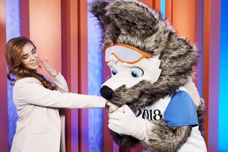El lobo de nombre Zabivaka es la mascota del Mundial de Rusia 2018. (Foto Prensa Libre: Fifa.com).