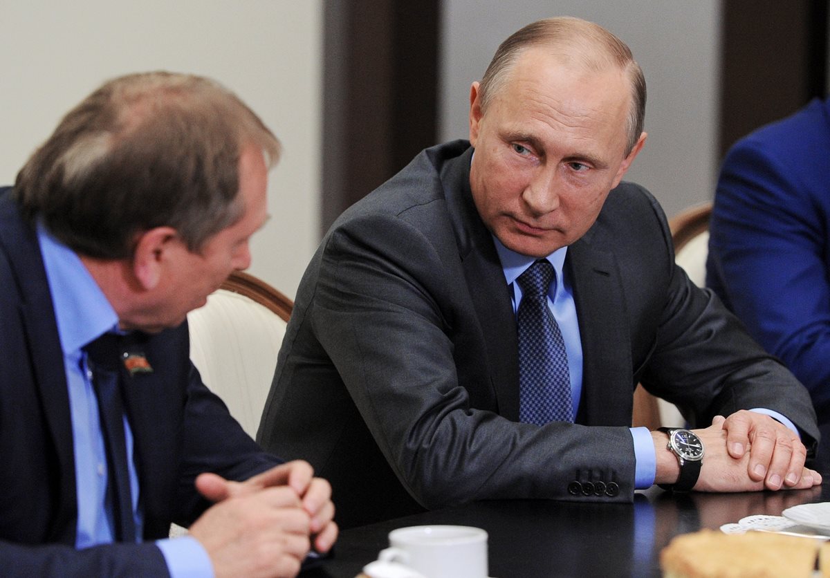 Putin rechaza petición del Ejército ruso para reanudar bombardeos sobre Alepo