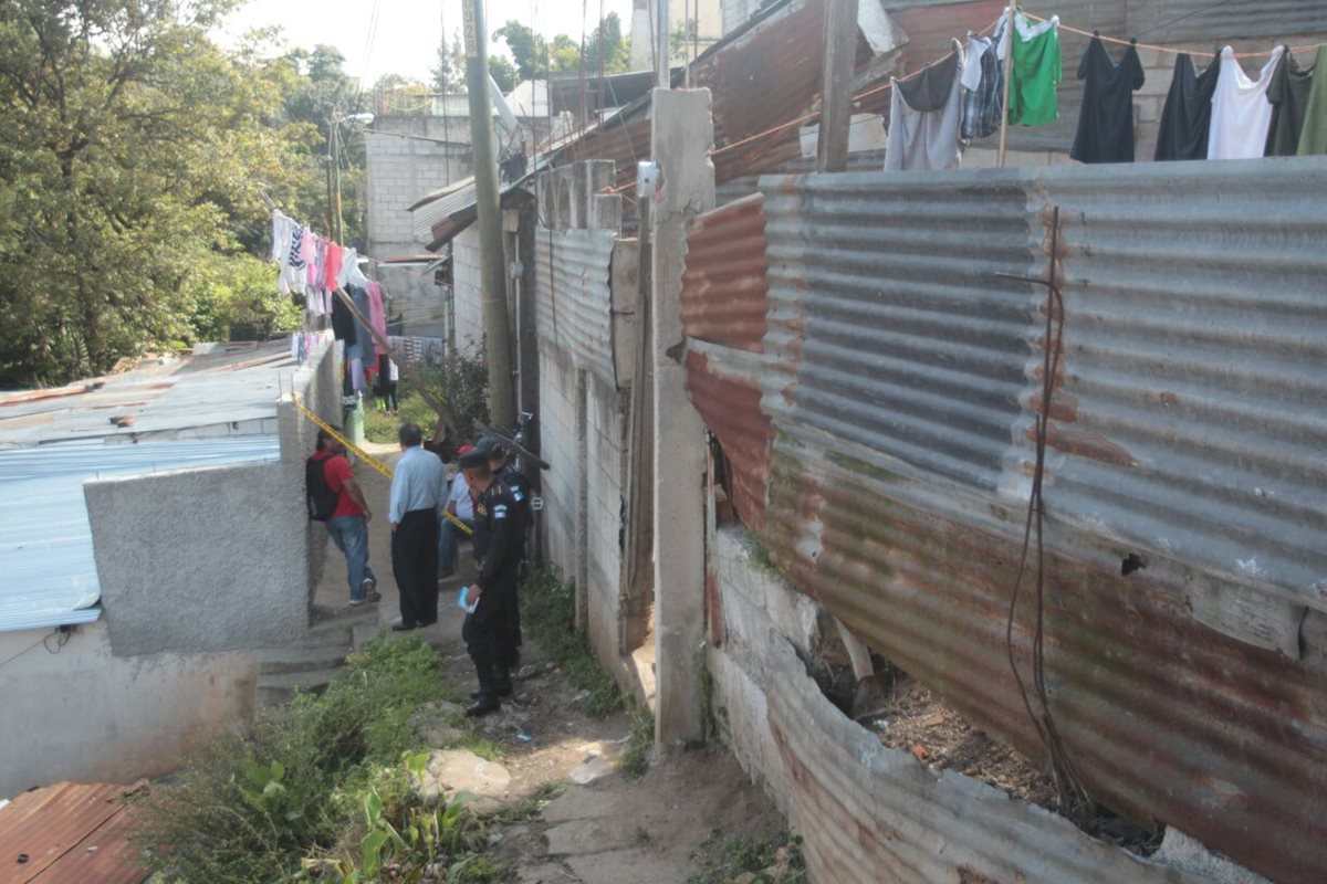 Hombre fue asesinado en la puerta de su casa
