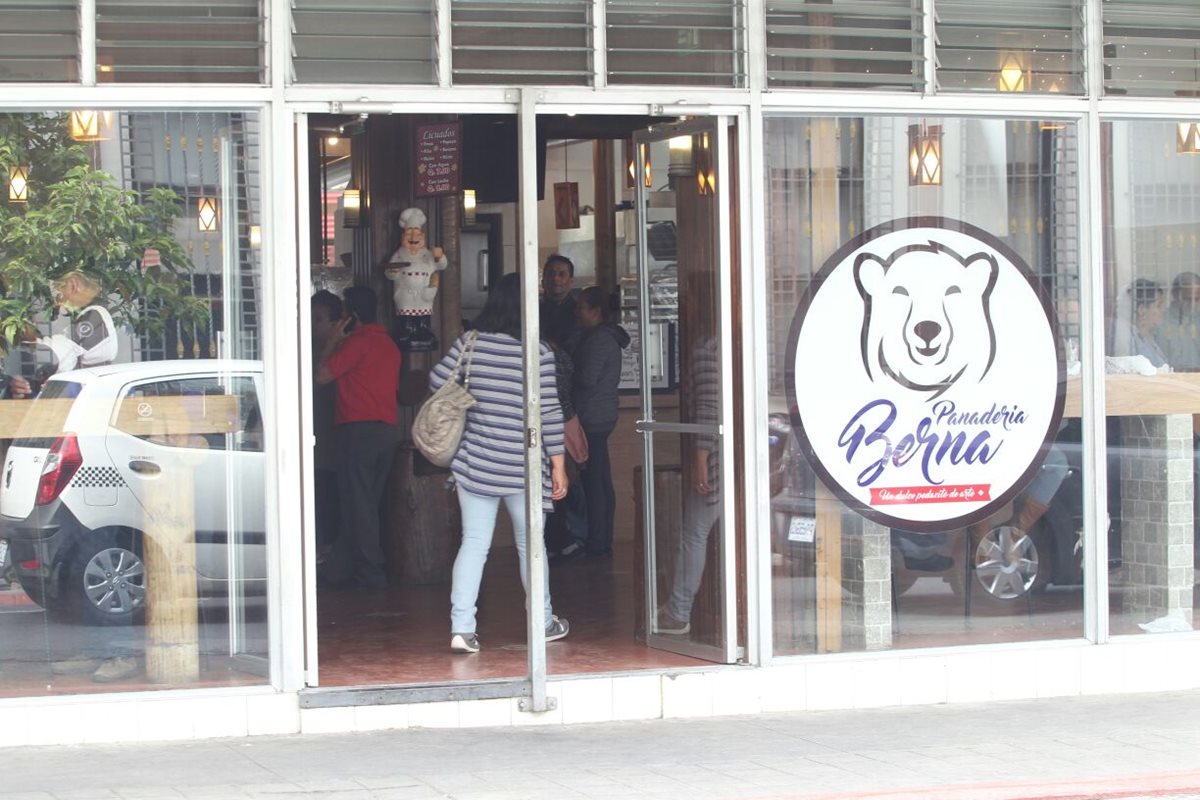 Atención en panadería continúa de forma normal