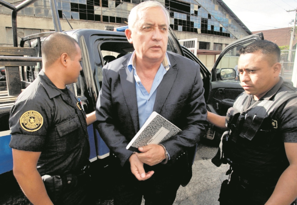 El Sistema Penitenciario (SP) confirmó el traslado del expresidente Pérez Molina al centro asistencial. (Foto Prensa Libre: Hemeroteca PL)