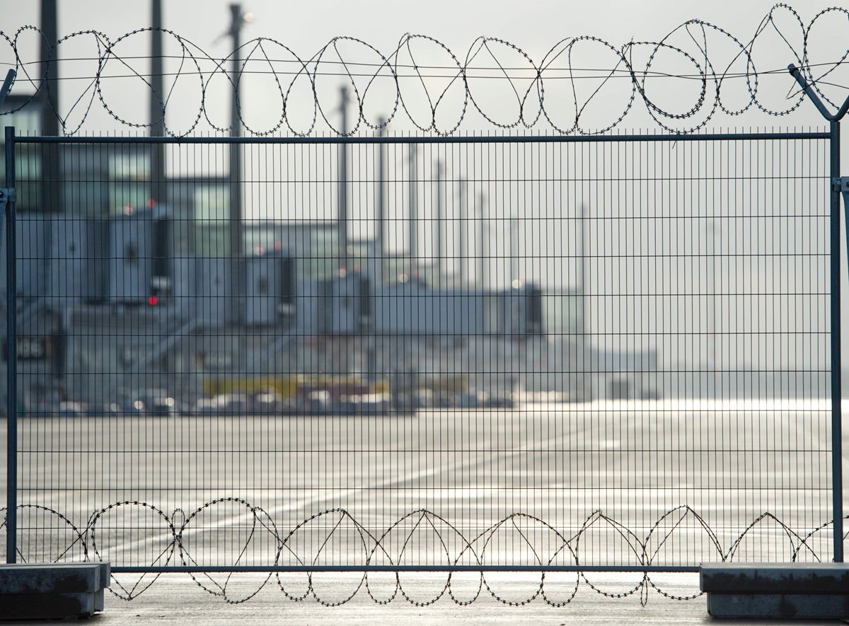El nuevo aeropuerto de Berlín lleva cinco años de retraso. (Foto Prensa Libre: AFP)