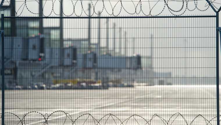 El nuevo aeropuerto de Berlín lleva cinco años de retraso. (Foto Prensa Libre: AFP)