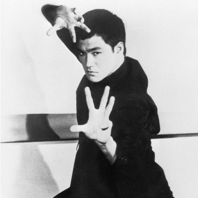Lee patentó un estilo de combate que además se convirtió en una filosofía de vida, el Jun Fan Jeet Kune Do. (Foto Prensa Libre: AFP)
