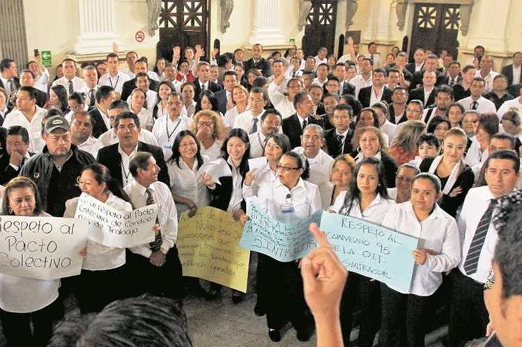 Trabajadores del Congreso tendrían aumento salarial del 10 por ciento