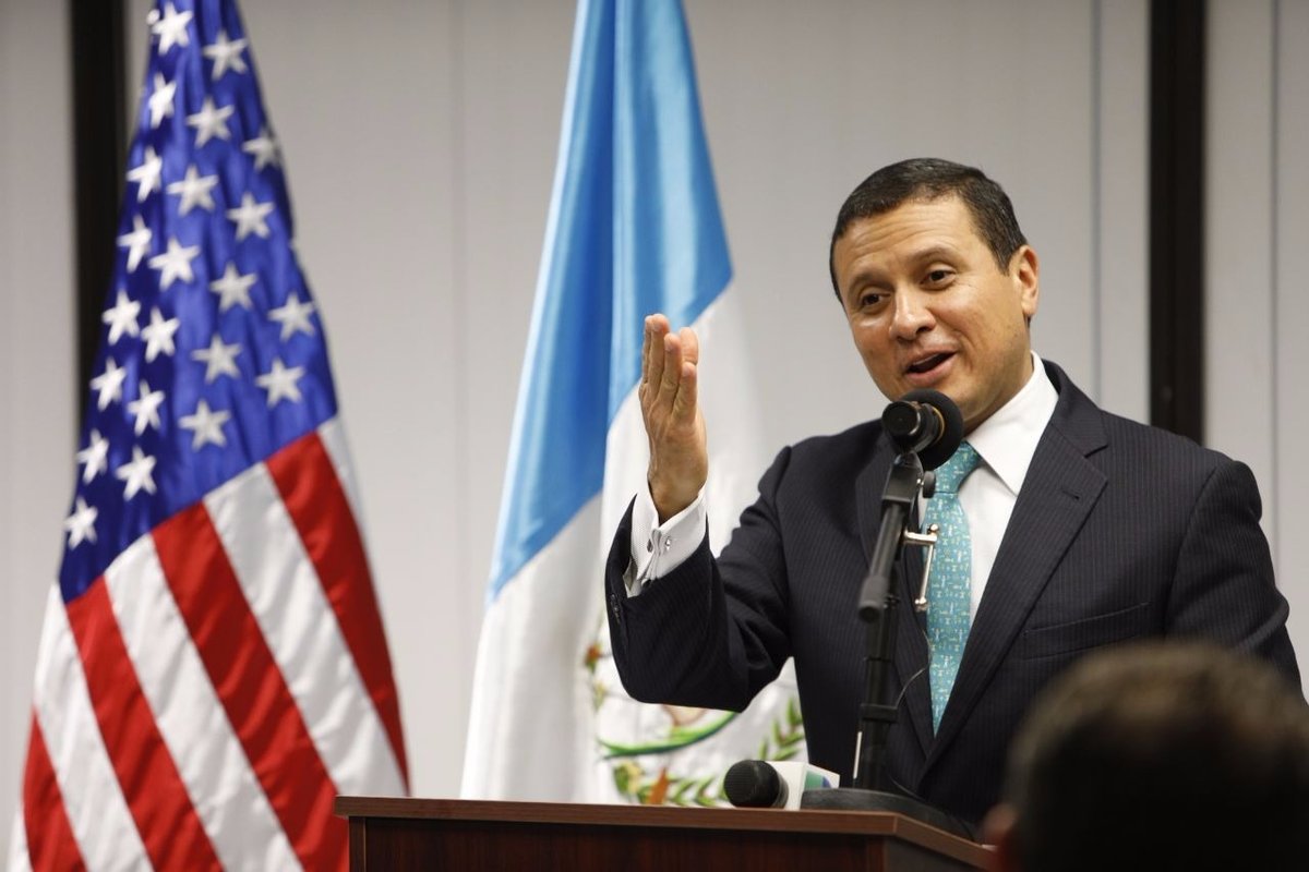 Ministro de Relaciones Exteriores, Carlos Raúl Morales. (Foto Prensa Libre: Hemeroteca PL).