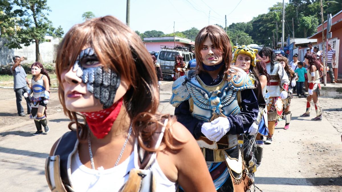 Desfile recorre Santo Domingo Suchitepéquez
