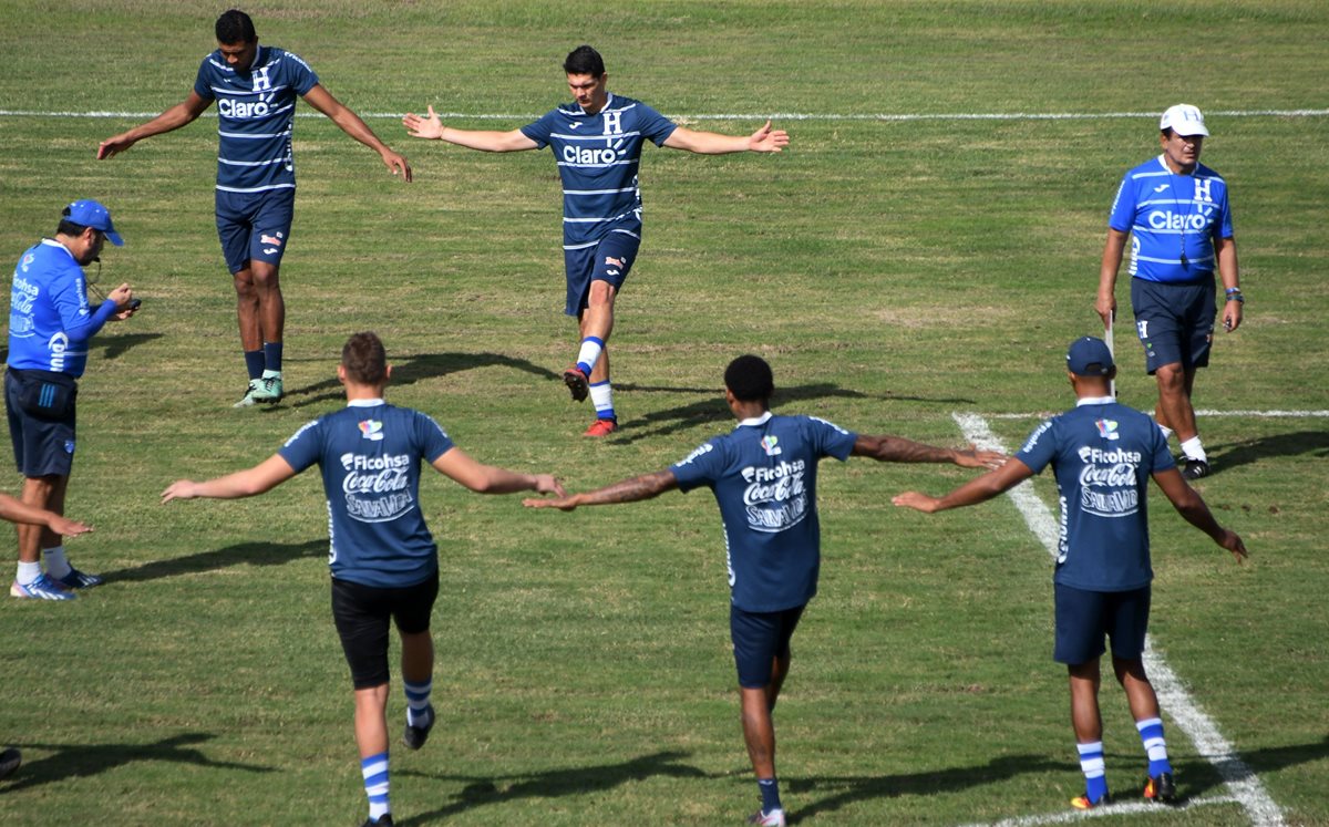 El proteger a los jugadores con sus selecciones y equipos es una de las prioridades de FIFPro. (Foto Prensa Libre: AFP)