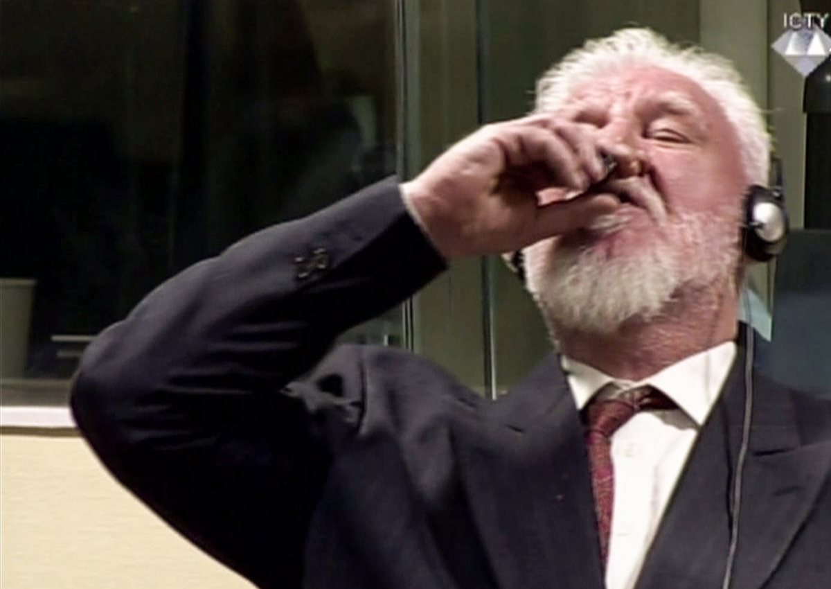 Acusado bosnio-croata toma al parecer veneno tras condena en La Haya