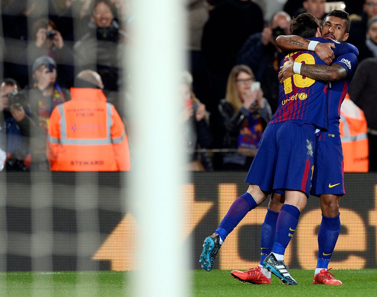 Messi volvió a ser el héroe del Barsa al anotar el gol del triunfo. (Foto Prensa Libre: AFP)