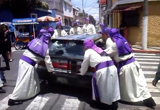 La temporada de procesiones en el Centro Histórico ha comenzado. (Foto Hemeroteca PL)
