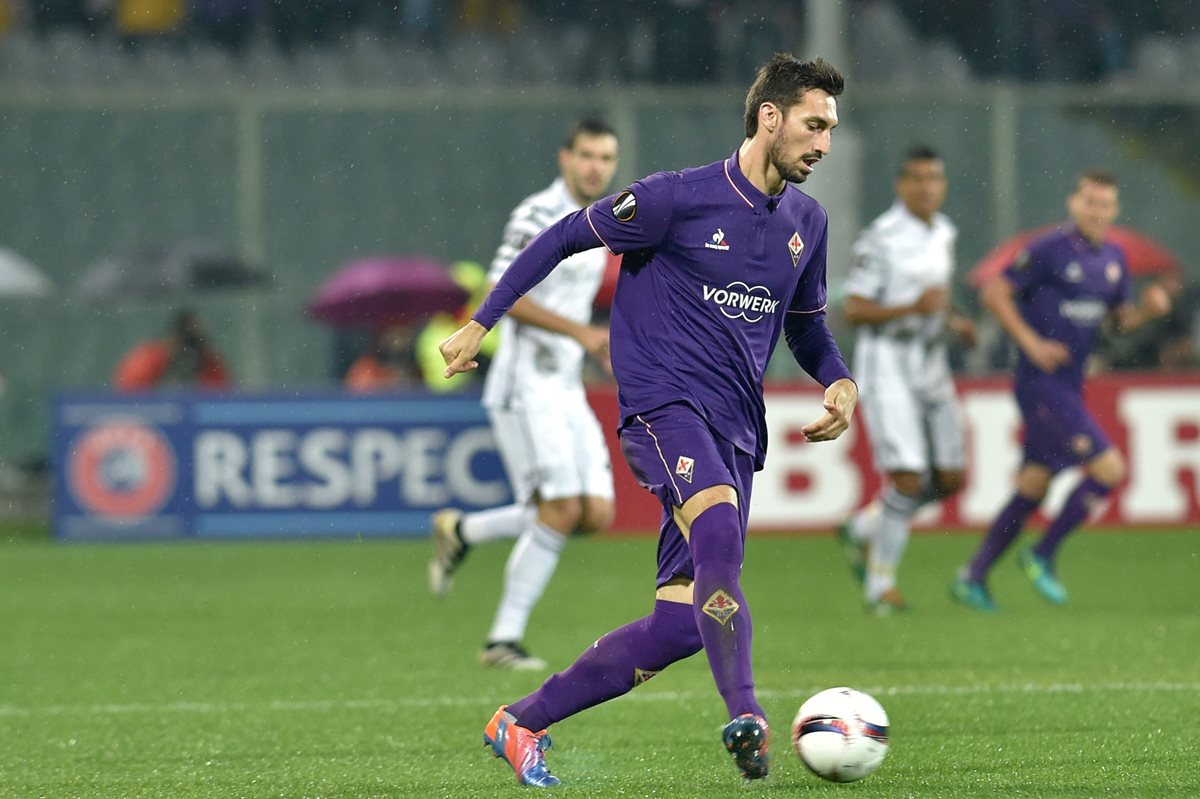 Davide Astori se convirtió en una leyenda de la Fiorentina. (Foto Prensa Libre: AFP)