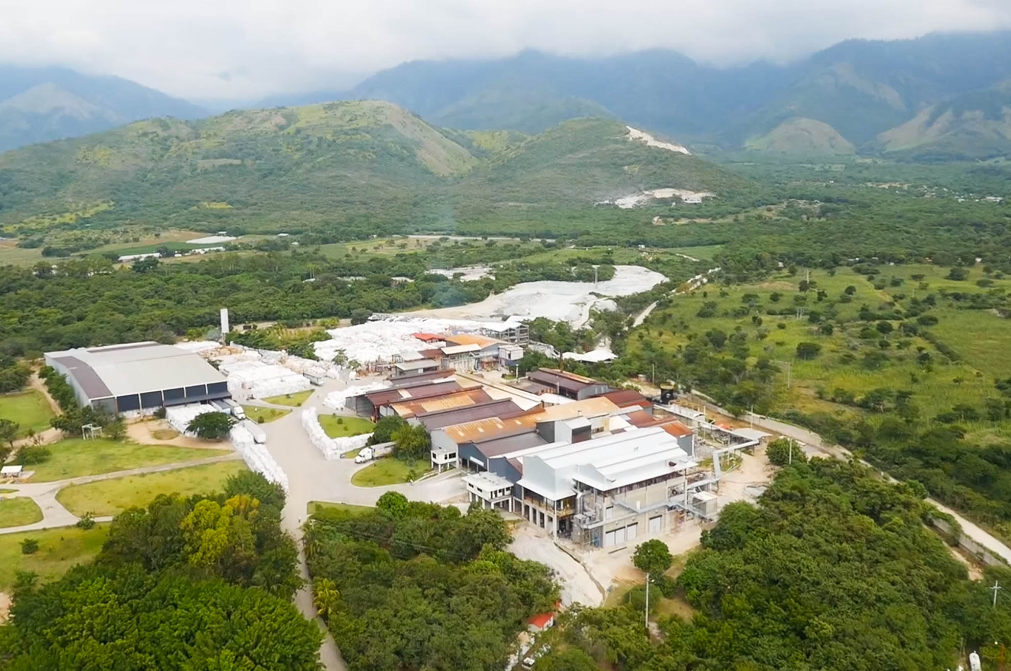 Planta GrandBay Papelera Internacional en Río Hondo, Zacapa, Guatemala; donde se instalará el nuevo molino y planta solar.