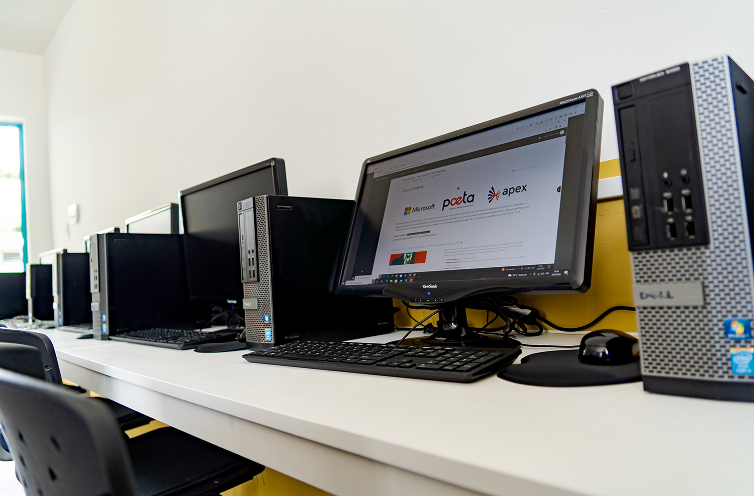 Escuela Enrique Castillo Monge, en la aldea El Porvenir, entre Sacatepéquez y Escuintla. / Foto: cbc
