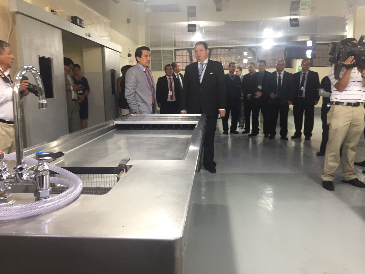 La morgue fue equipada con nuevas lozas. (Foto Prensa Libre: Inacif)