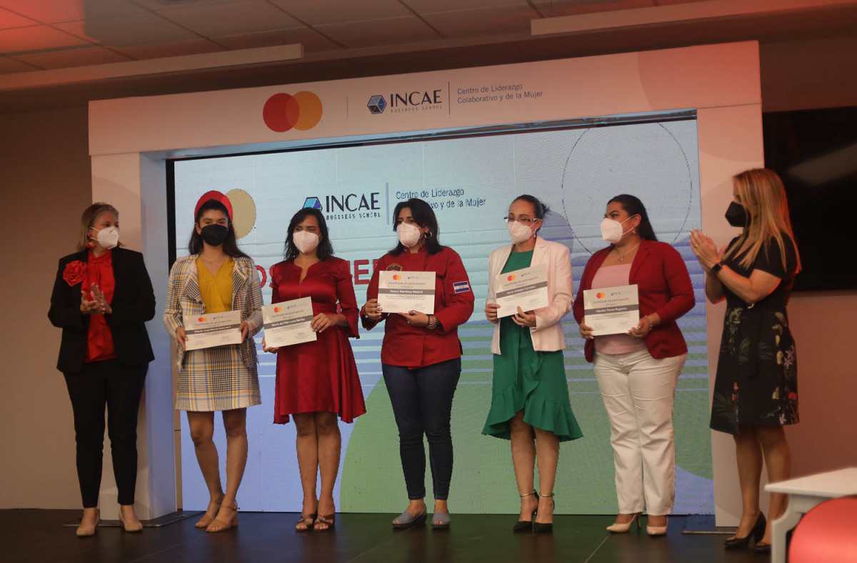 Mujeres emprendedoras participaron en tercera edición de LEADS Mujer by Mastercard e INCAE