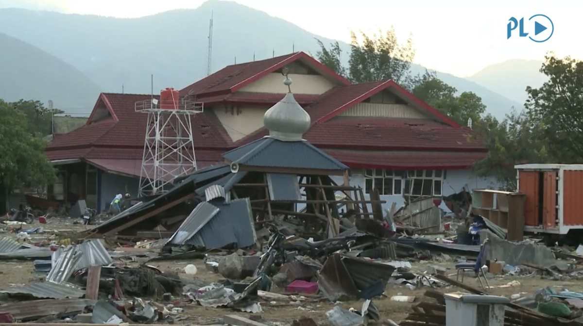 Muertos por sismo y tsunami en Indonesia supera los mil 200