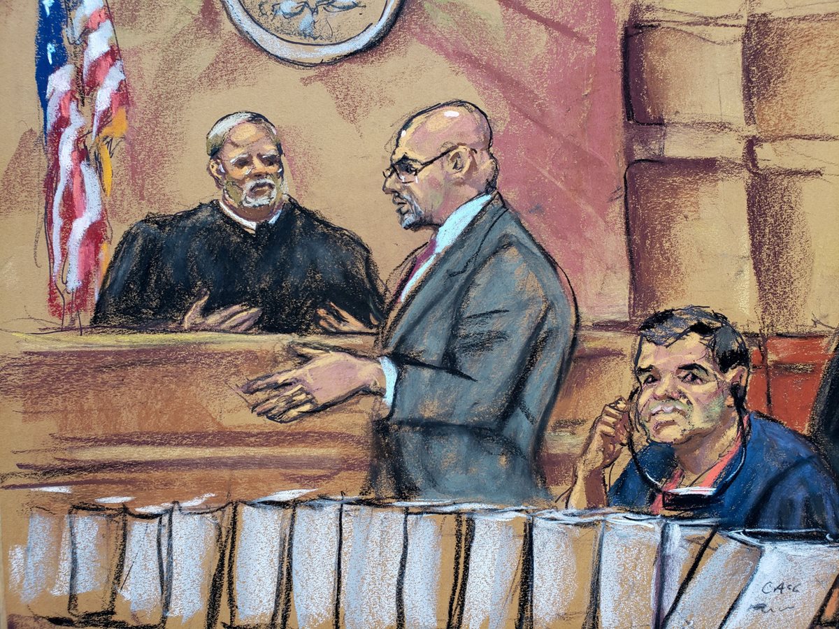Dibujo artístico de Joaquín Guzmán (derecha) en la corte de Nueva York. (Foto Prensa Libre: AFP)