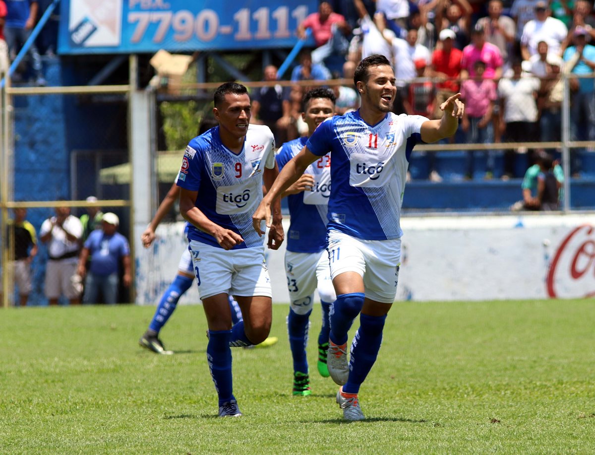 La dedicatoria de Eulises Pavón fue para Dios y la afición de Suchitepéquez.