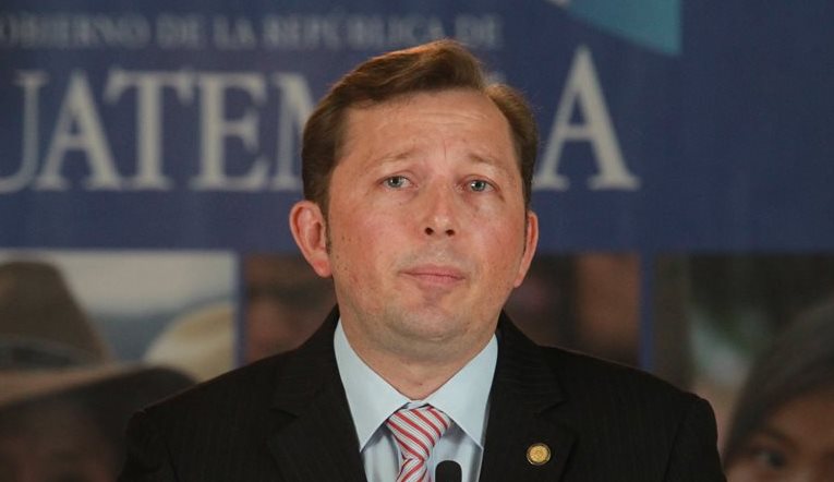 HIEMANN: La verdad no sé si es una papa caliente (...) ya la fiscal general entrante dio declaraciones e indicó que, si tenía elementos, por qué —Aldana— no presentó el antejuicio.