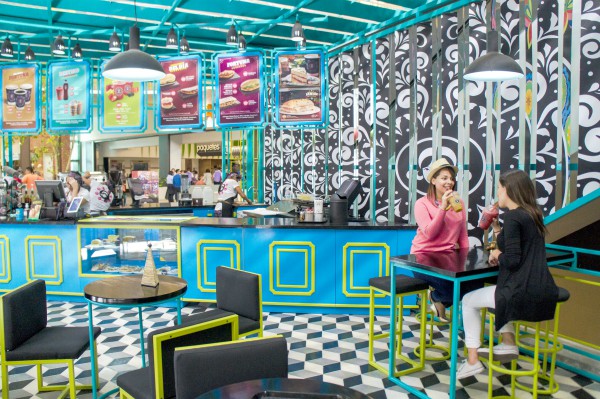 Gitane cuenta con y 6 franquicias y 50 tiendas propias en Guatemala. Muestran diferentes tipos de diseños de quioscos. Este se ubica en Parque Las Américas. (Foto, Prensa Libre: Inversiones Moka).