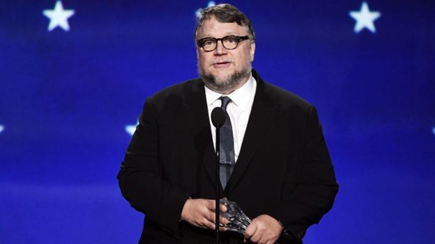 El director Guillermo del Toro es el gran favorito a llevarse el premio a Mejor Director en la próxima entrega de los premios Oscar. GETTY IMAGES