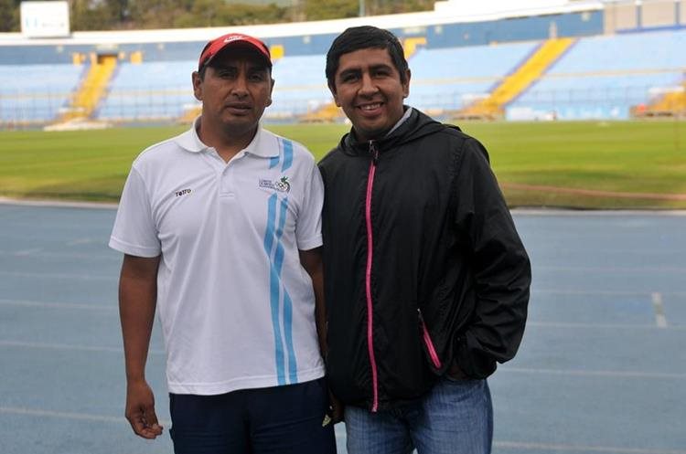 Mynor Ortiz, entrenador de José, buscará consolidar la carrera del atleta nacional. (Foto Prensa Libre: Hemeroteca)