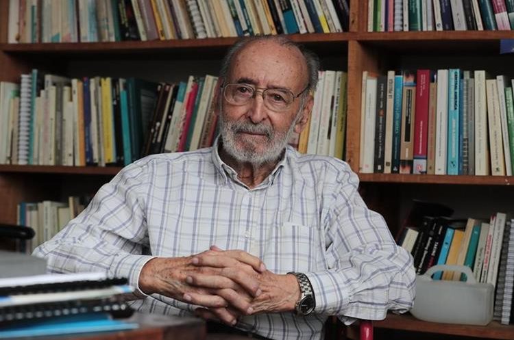 Edelberto Torres Rivas falleció este lunes. (Foto Prensa Libre: Hemeroteca PL)