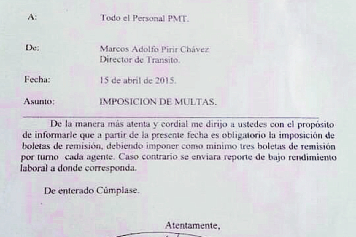 Orden emitida  en San Juan Sacatepéquez ( Foto Prensa Libre: Hemeroteca PL)