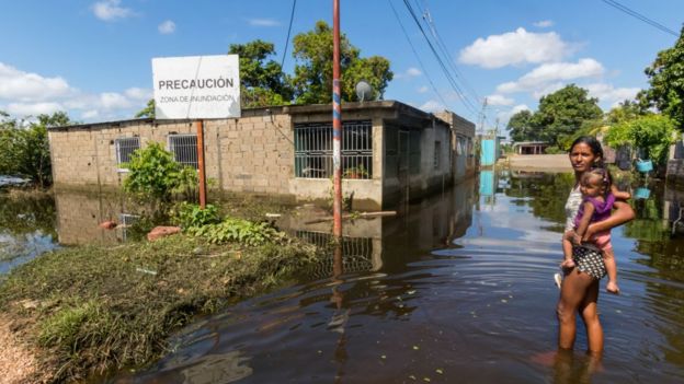 Los ONG aseguran que la mayoría de mujeres que entregan a sus hijos son madres que no cuentan con el apoyo del padre y viven en zonas deprimidas. GETTY IMAGES