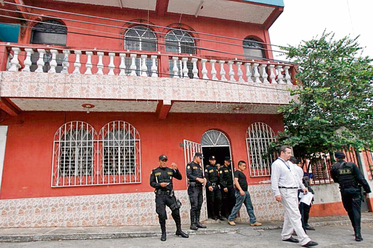 testigos señalaron que el presunto hechor se habría ocultado en esta casa de residenciales Las Flores, zona 3 de Mazatenango.