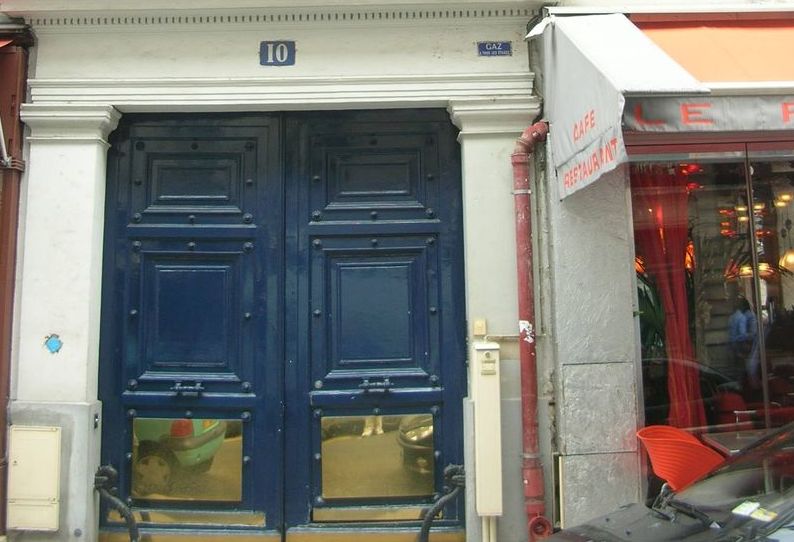 En este inmueble el cronista tuvo su último apartamento. (Foto: Marlon Meza Teni).